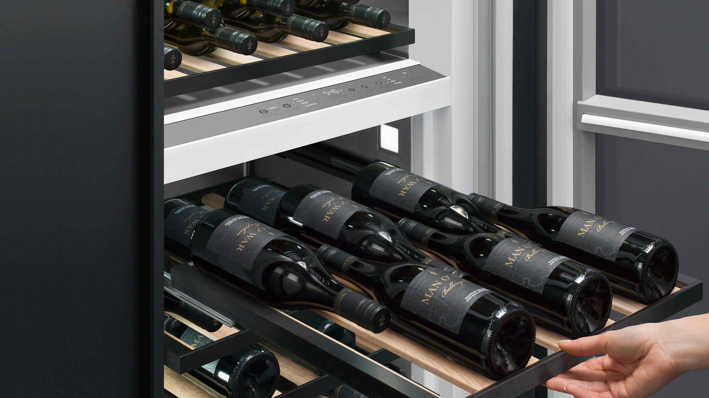 61cm Series 11 Integrated Column Wine Cabinet - RS6121VL2K1