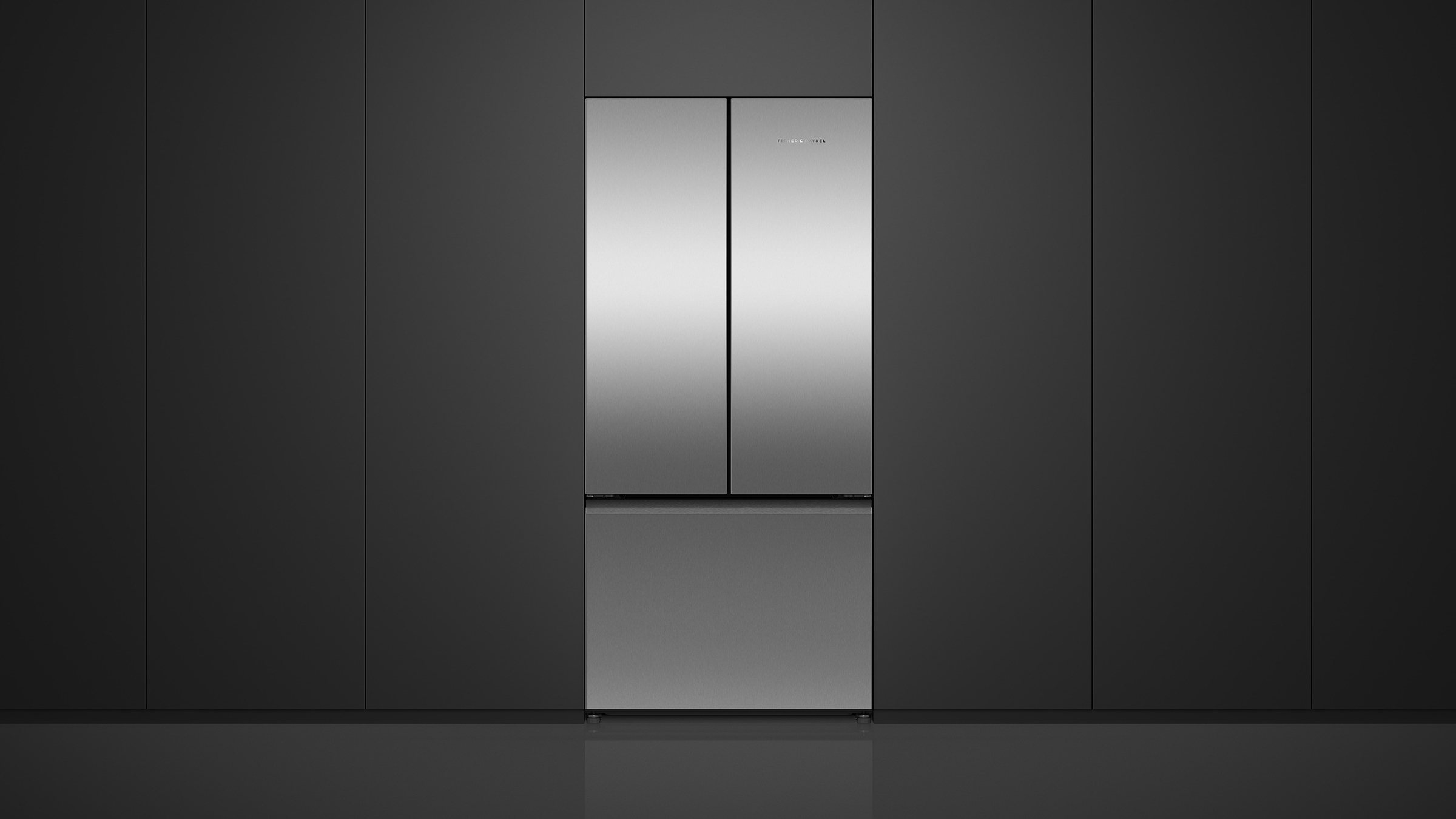 18cu ft Series 7 French Door Refrigerator Freezer - RF178ANX1